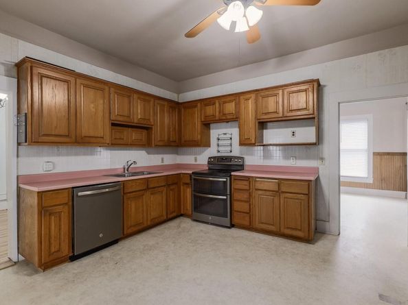 804 Main ST, Liberty Hill TX 78642