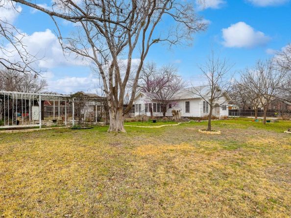 804 Main ST, Liberty Hill TX 78642