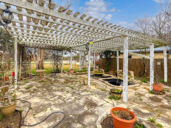 804 Main ST, Liberty Hill TX 78642