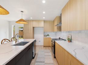 6609 Boleynwood DR, Austin TX 78745