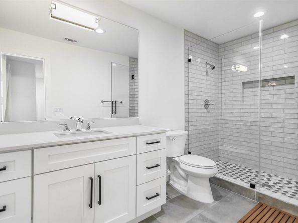 3500 Santa Monica DR, Austin TX 78741