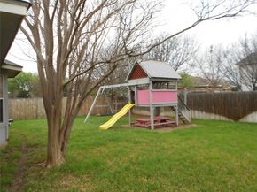 701 Los Robles RD, Leander TX 78641