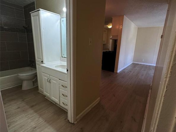 6802 Hanover LN, Austin TX 78723