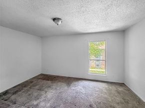 8611 Putnam DR 102, Austin TX 78757