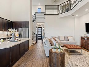 427 Cartwheel BND 92, Austin TX 78738