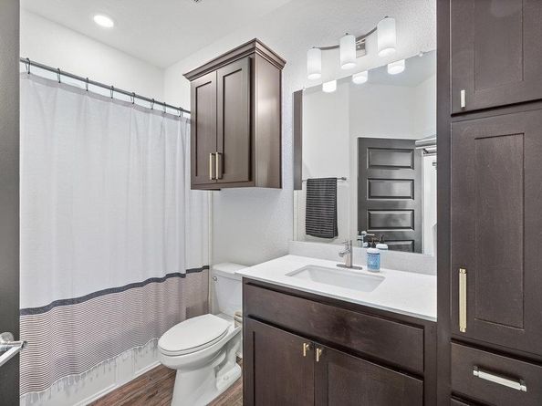 427 Cartwheel BND 92, Austin TX 78738