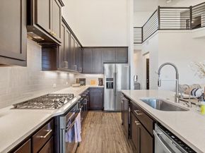 427 Cartwheel BND 92, Austin TX 78738