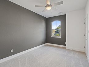 427 Cartwheel BND 92, Austin TX 78738