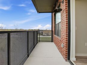 4510 Terry-O LN 302, Austin TX 78745