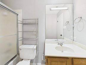 2409 Leon ST 201, Austin TX 78705