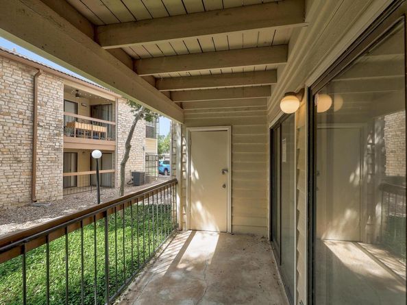 8600 Fathom Cir 1107, Austin TX 78750