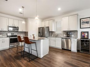 8204 Prairie Rye DR, Lago Vista TX 78645