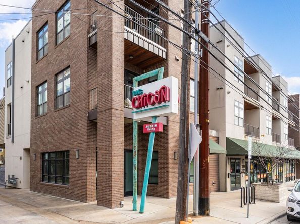 1301 Chicon ST 203, Austin TX 78702