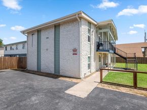 1904 Hearthstone DR, Austin TX 78757