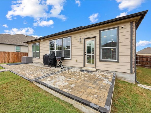 355 Planters LN, Georgetown TX 78626