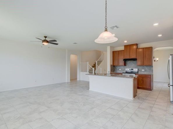 355 Planters LN, Georgetown TX 78626