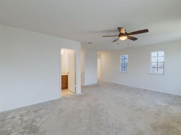 355 Planters LN, Georgetown TX 78626