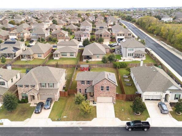 355 Planters LN, Georgetown TX 78626