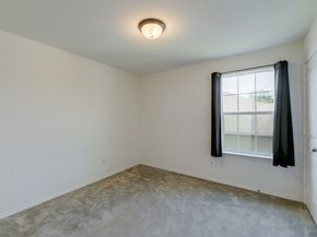 355 Planters LN, Georgetown TX 78626