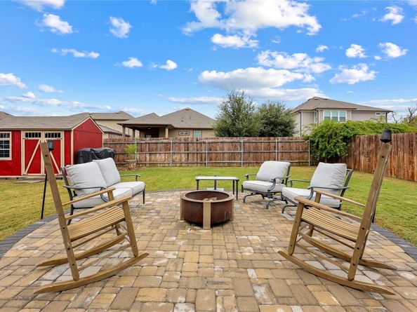 355 Planters LN, Georgetown TX 78626