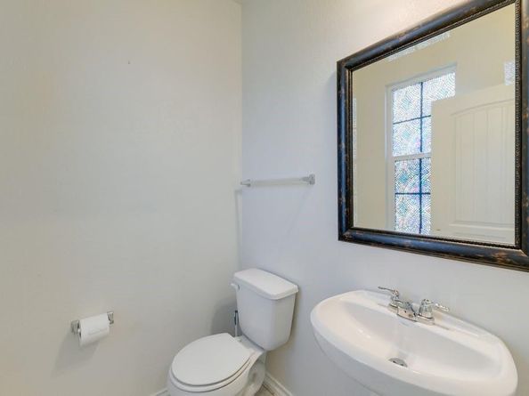 355 Planters LN, Georgetown TX 78626