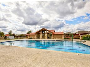 355 Planters LN, Georgetown TX 78626
