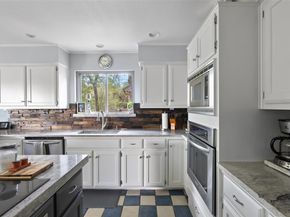 10810 Wintergreen HL, Austin TX 78750