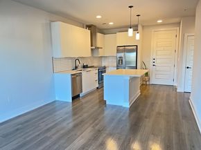 2220 Webberville RD 303, Austin TX 78702