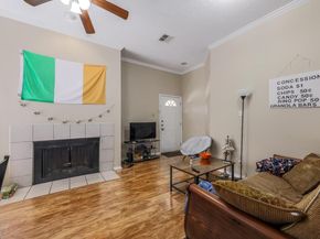 2802 Nueces ST 101, Austin TX 78705