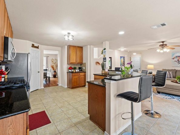 525 Golden Creek DR, Round Rock TX 78665