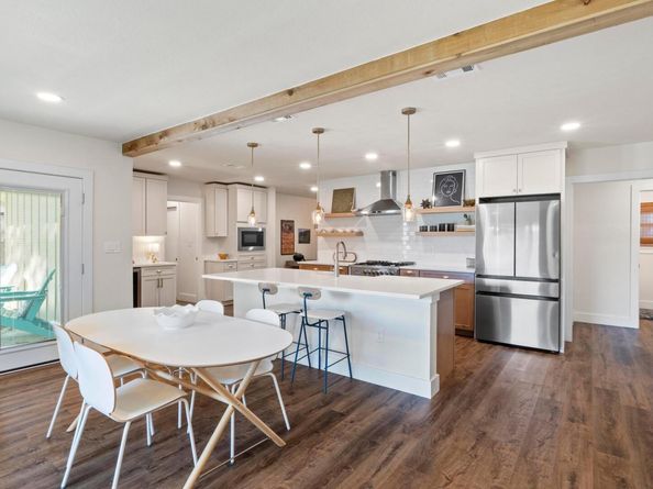 2205 N Plains Ave, Austin TX 78757