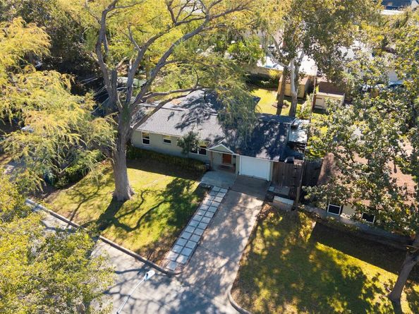 2205 N Plains Ave, Austin TX 78757