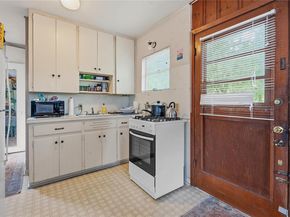 609 Carolyn Ave, Austin TX 78705