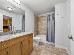 360 Nueces ST 2005, Austin TX 78701