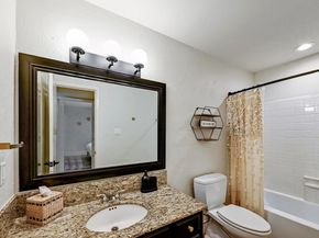 211 Comanche LN, Lago Vista TX 78645
