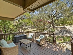 211 Comanche LN, Lago Vista TX 78645