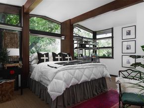 2401 Jarratt Ave, Austin TX 78703