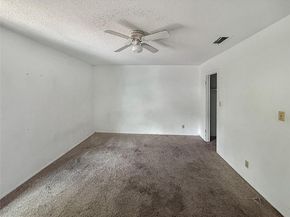 8611 Putnam DR 101, Austin TX 78757