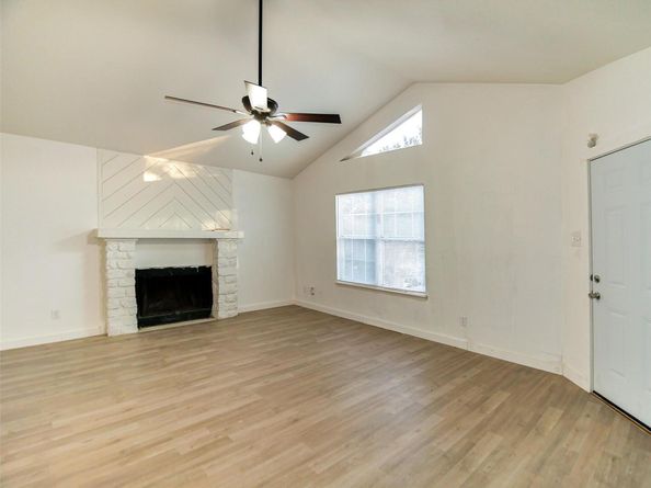 5401 Atascosa DR, Austin TX 78744
