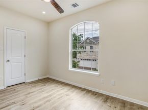 6715 Windrift WAY 31, Austin TX 78745