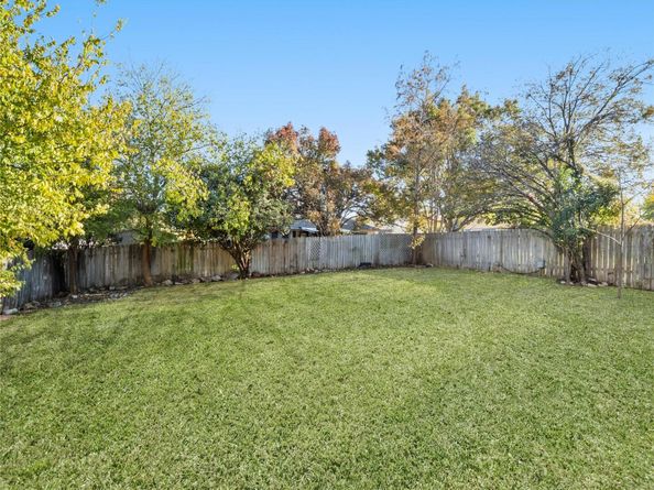 218 Crystal Knoll Blvd, Georgetown TX 78626