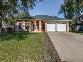 1902 Overland DR, Leander TX 78641