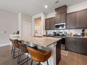 13501 Metric BLVD 14, Austin TX 78727