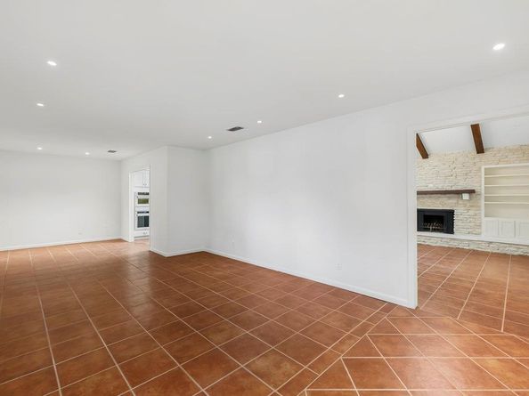 10403 D K Ranch RD, Austin TX 78759