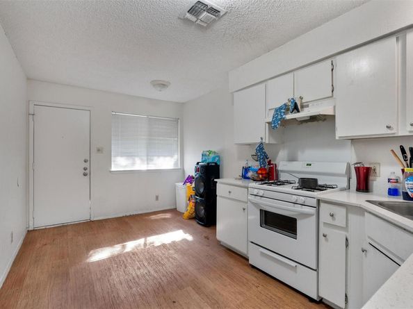 10606 Lanshire DR A&B, Austin TX 78758