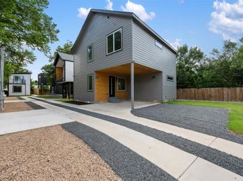 1704 Redd ST