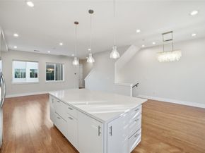 1801 E 2nd ST 2, Austin TX 78702