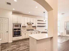 65 White Magnolia CIR, Lakeway TX 78734