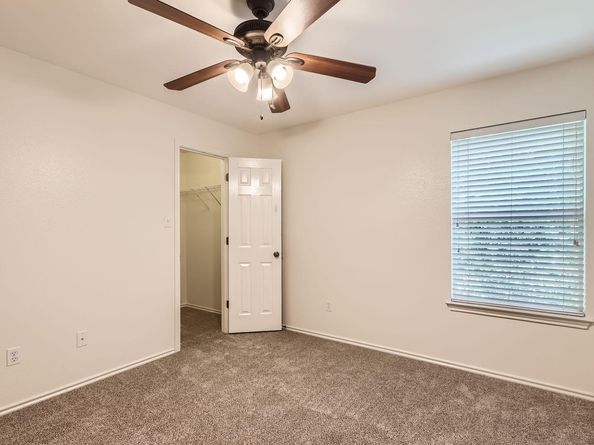 65 White Magnolia CIR, Lakeway TX 78734