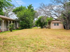 11608 Travis ST, Jonestown TX 78645